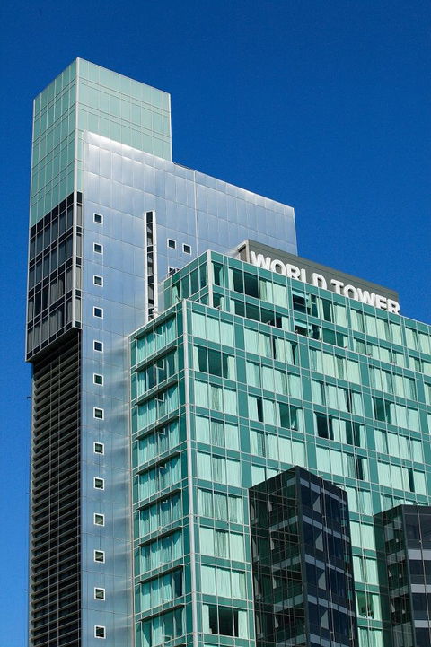 Meriton Suites World Tower - Your Accommodation 0