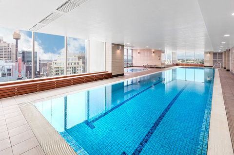 Meriton Suites World Tower - Your Accommodation 3
