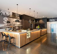 Hotel Ibis World Square - Your Accommodation