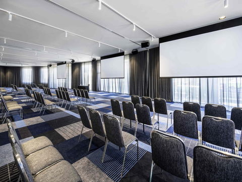 Novotel Melbourne Preston - Your Accommodation 9