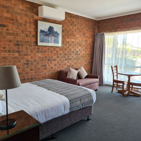 Federation Motor Inn - Your Accommodation 1