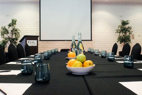 The Clan Lakeside Lodge - Your Accommodation 2