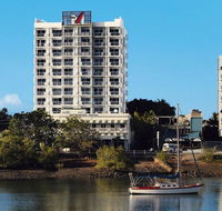 Oaks Metropole Hotel - Your Accommodation