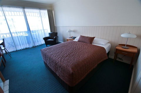 City Oasis Inn - Your Accommodation 1