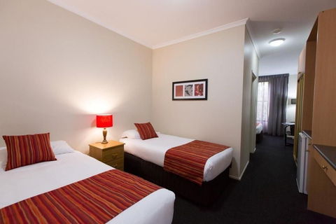 Barkly Motor Lodge - Your Accommodation 6