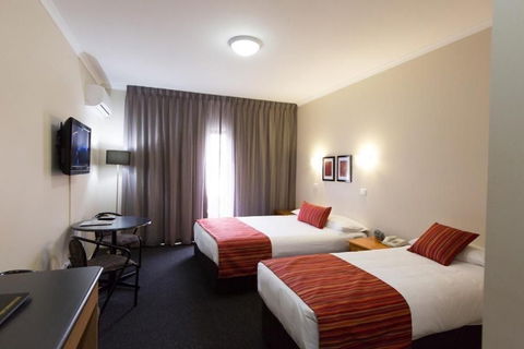 Barkly Motor Lodge - Your Accommodation 15