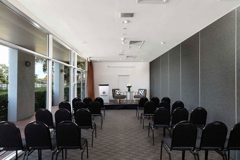 Rydges Bankstown - Your Accommodation 7