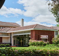 Hotel Kurrajong Canberra - Your Accommodation