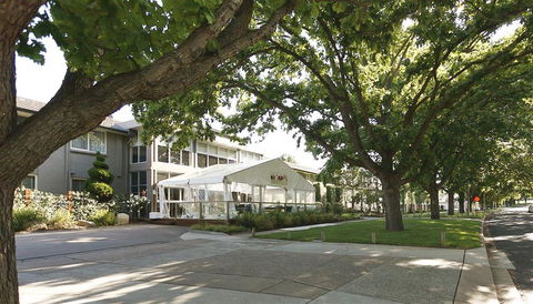 Forrest Hotel & Apartments - Your Accommodation 0