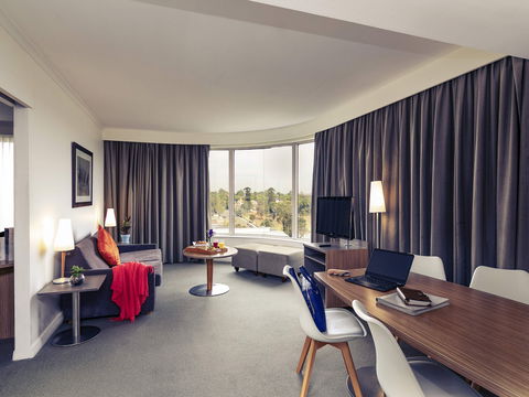 Mercure Hotel Parramatta - Your Accommodation 4