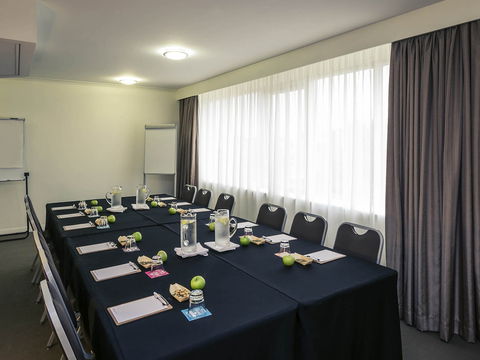 Mercure Hotel Parramatta - Your Accommodation 9
