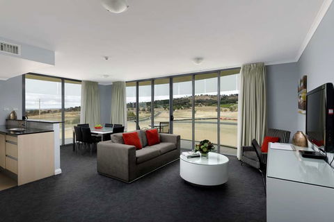 Rydges Mount Panorama Bathurst - Your Accommodation 12