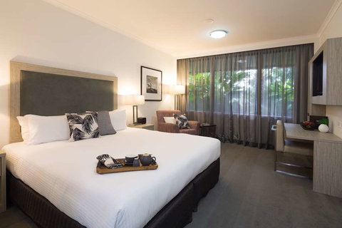 H on Smith Hotel - Your Accommodation 4