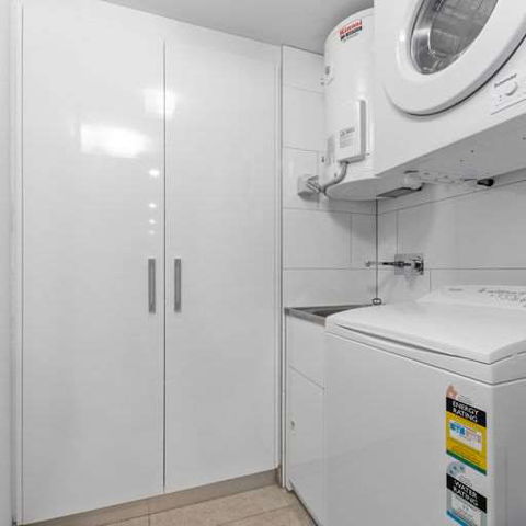 H on Mitchell Apartment Hotel - Your Accommodation 13