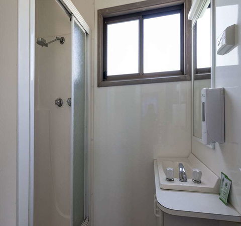 BIG4 Albury Tourist Park - Your Accommodation 1