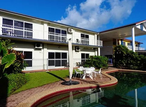 Barrier Reef Motel - Your Accommodation 0