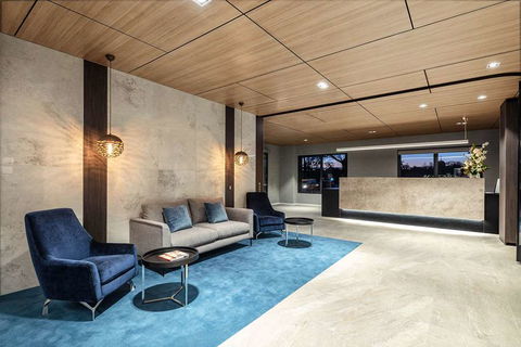 Quality Hotel Lakeside - Your Accommodation 2