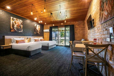 Macquarie Inn - Your Accommodation 1