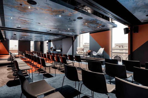 QT Perth - Your Accommodation 11