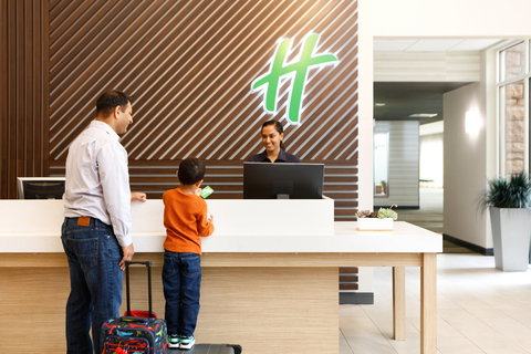 Holiday Inn Dandenong - Your Accommodation 2