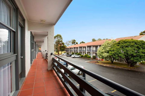 Ferntree Gully, A Nightcap Hotel - Your Accommodation 2
