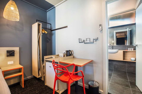 Monash Hotel - Your Accommodation 2