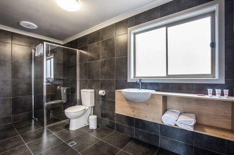 Monash Hotel - Your Accommodation 17