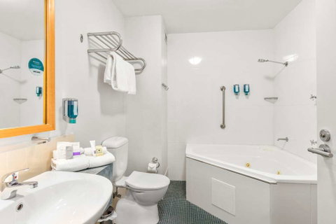 Quality Hotel Dickson - Your Accommodation 5
