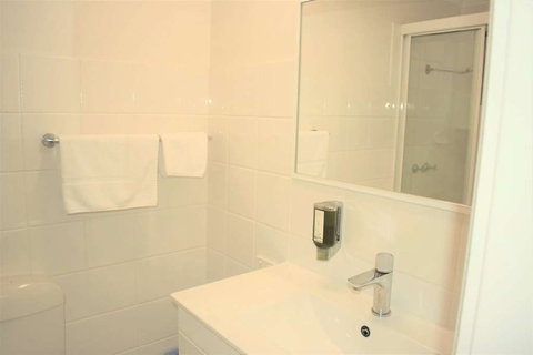 Best Western Parkside Motor Inn - Your Accommodation 12