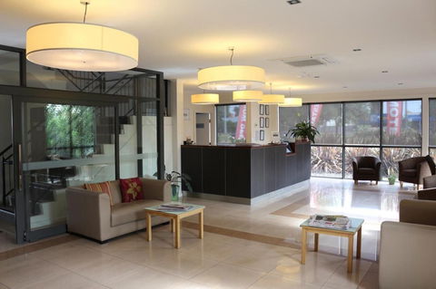 Bairnsdale International - Your Accommodation 1