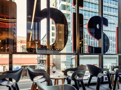 Ibis Adelaide - Your Accommodation 1