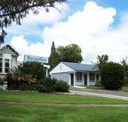 Colonial Court Motor Inn - Your Accommodation