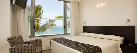 On The Beach - Your Accommodation 1