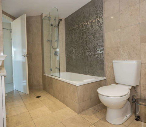 The Chermside Apartments - Your Accommodation 3