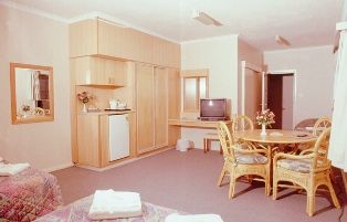 The Abbott Boutique Hotel - Your Accommodation 3