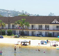 The Clan Lakeside Lodge - Your Accommodation