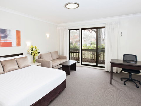 ibis Styles Canberra Tall Trees - Your Accommodation 0