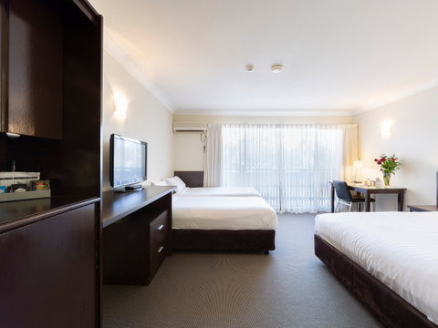 ibis Styles Canberra Tall Trees - Your Accommodation 2