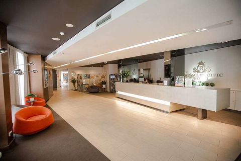 Royal Pacific Hotel - Your Accommodation 2