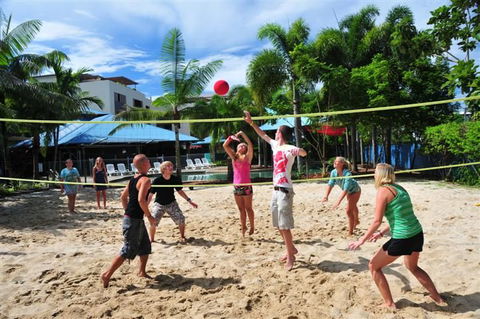 Nomads Cairns Backpackers Resort - Your Accommodation 0