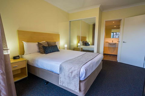Perth Ascot Central Apartment Hotel - Your Accommodation 1