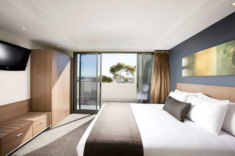 Mantra Tullamarine Hotel - Your Accommodation 1