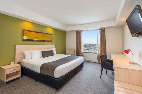 Mantra Tullamarine Hotel - Your Accommodation 2