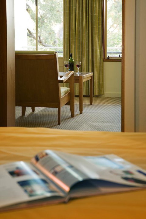 University House - ANU - Your Accommodation 12