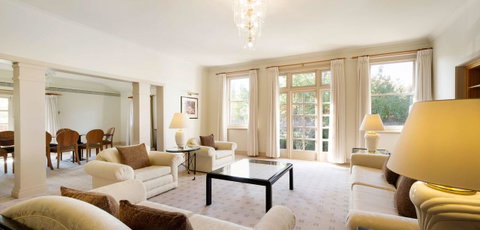 Hyatt Hotel Canberra - A Park Hyatt Hotel - Your Accommodation 7