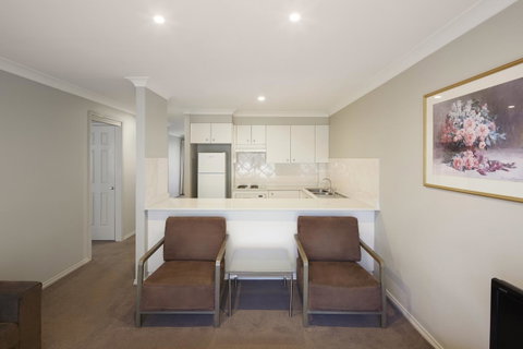 Pinnacle Apartments - Your Accommodation 2