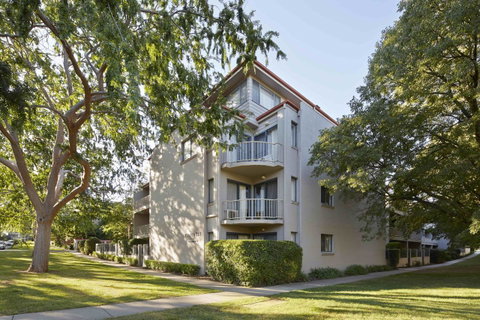 Pinnacle Apartments - Your Accommodation 3