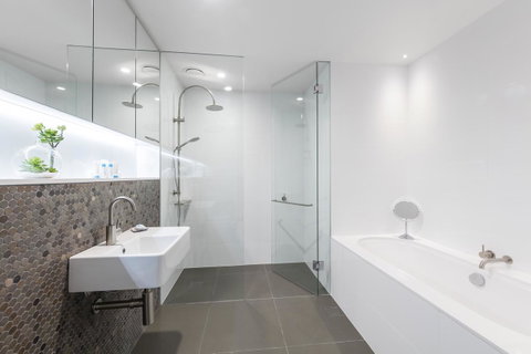 Vibe Hotel Canberra - Your Accommodation 9