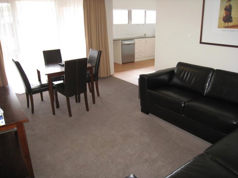 Forrest Hotel & Apartments - Your Accommodation 14
