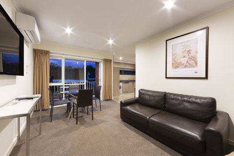 Forrest Hotel & Apartments - Your Accommodation 13